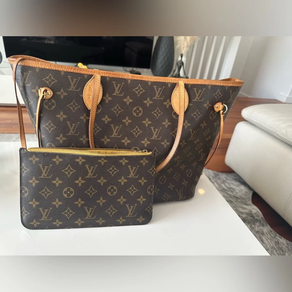 Louis Vuitton Neverfull Tote MM Brown Canvas Monogram - Picture 14 of 16